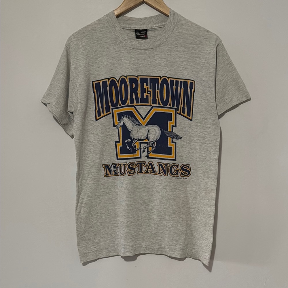 Vintage Mooretown Mustangs University T-Shirt / 1995 / Medium / Single Stitch